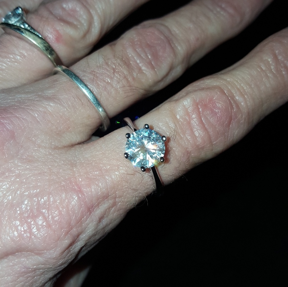 Beautiful Sterling silver.  CZ  New!